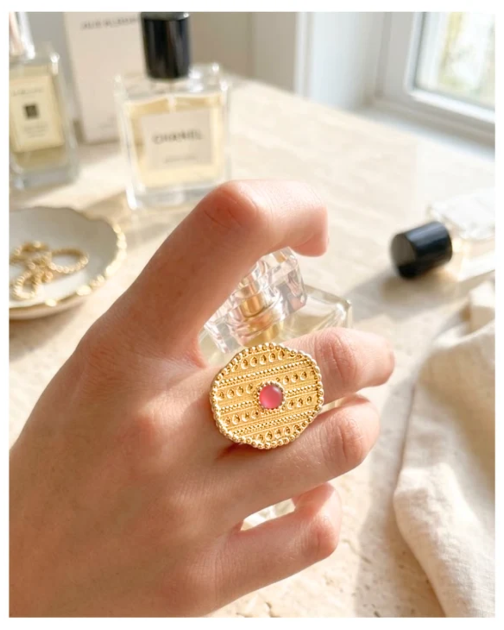 Bague femme perle lumineuse