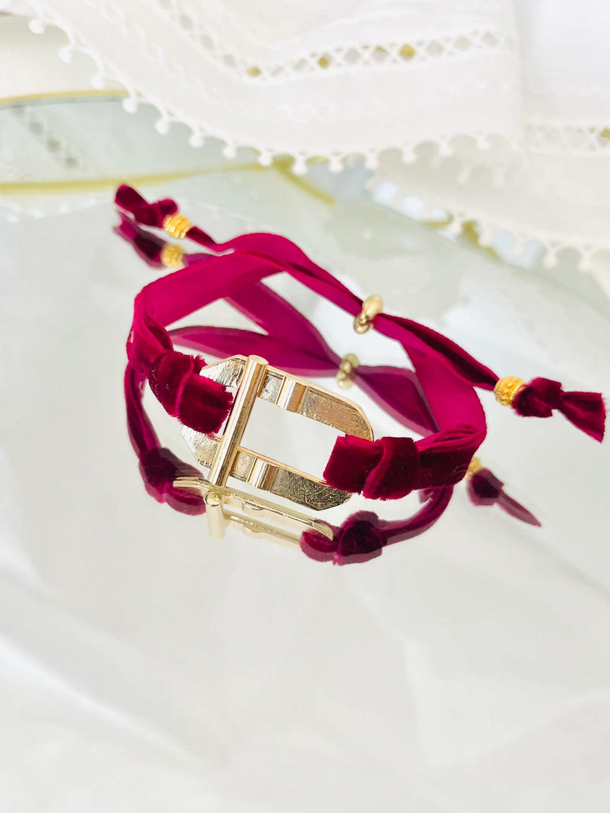 Bracelet tendance velours framboise
