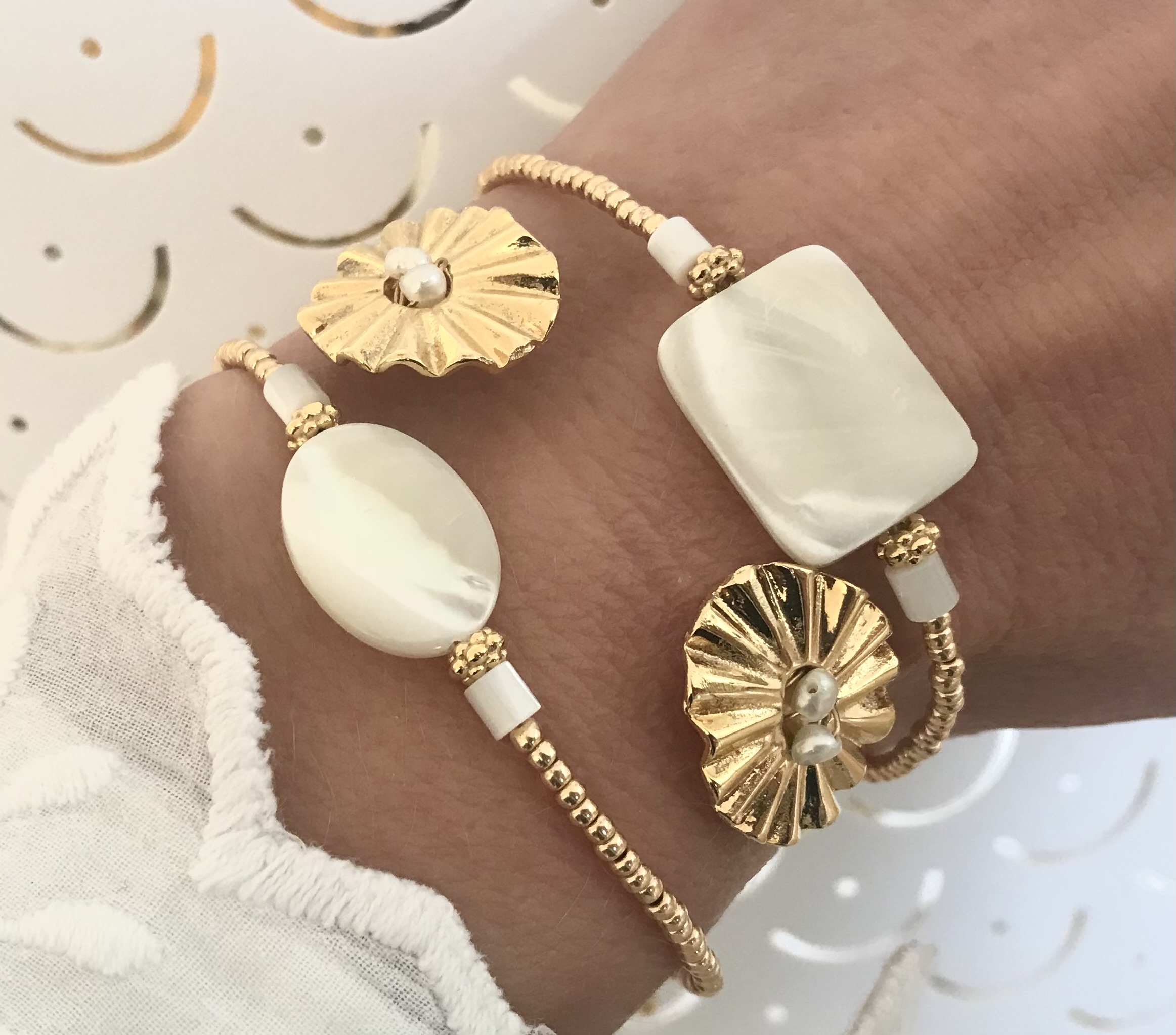 Bracelet en nacre blanche – Image 3