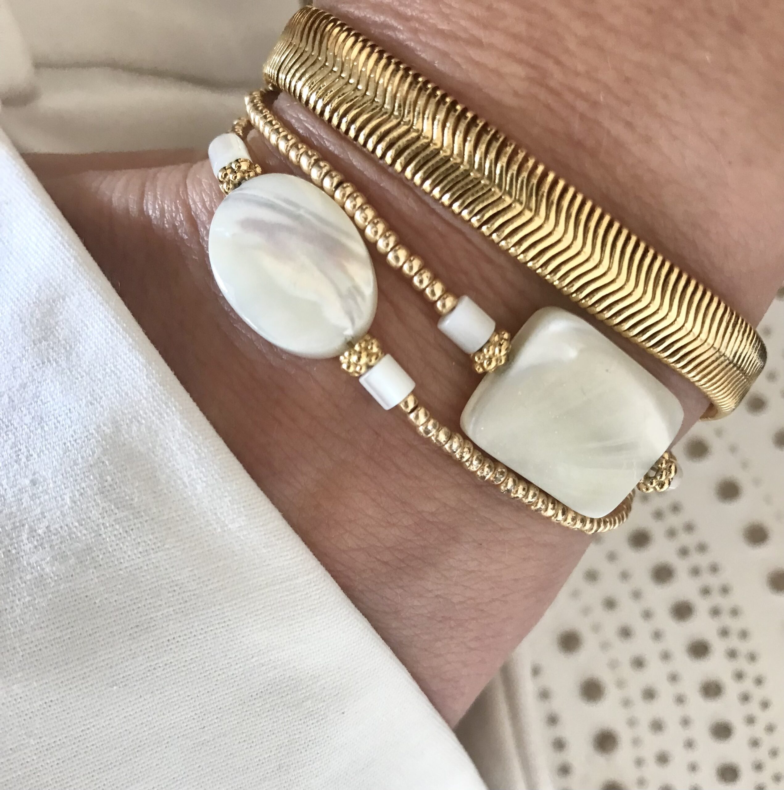 Bracelet en nacre blanche