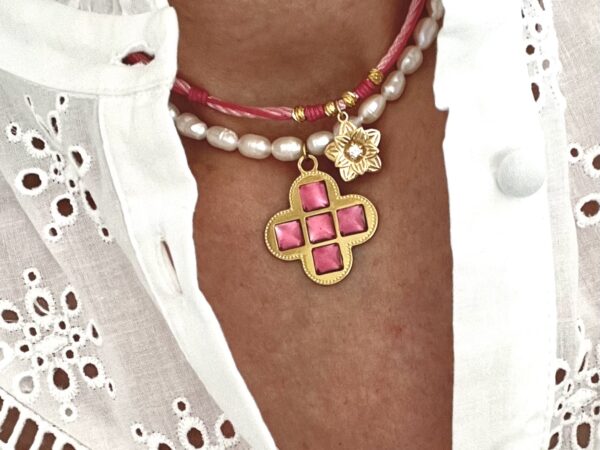 Collier pendentif plaqué or