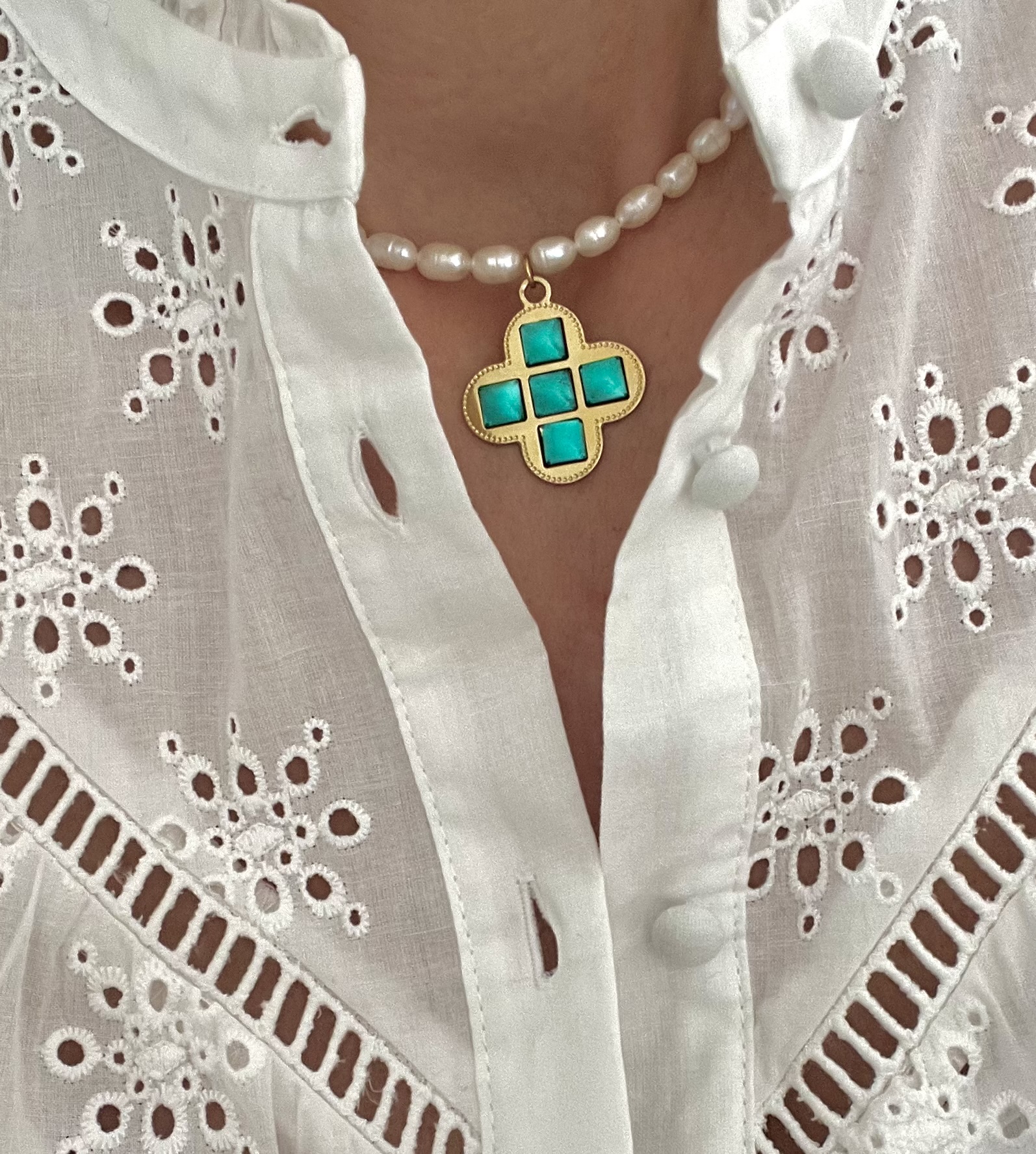 Collier femmes pendentif trèfle