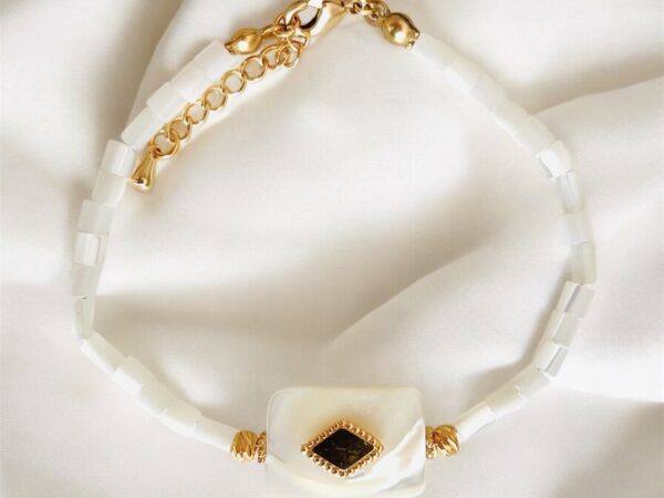 Bracelet réglable perles nacre