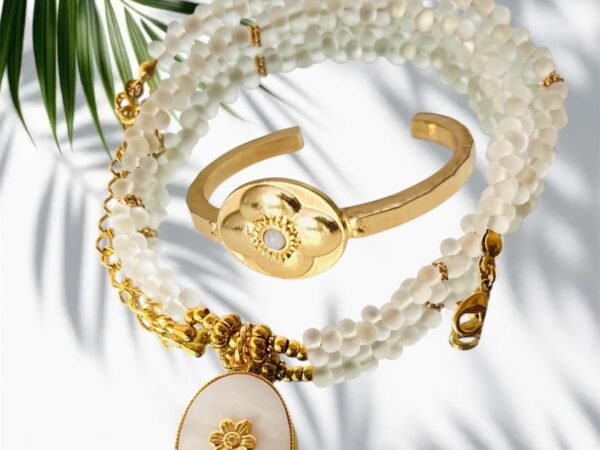 Bracelet ajustable doré à l'or fin 18 carats