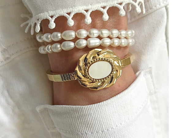 Bracelet jonc doré & sa perle en nacre naturelle