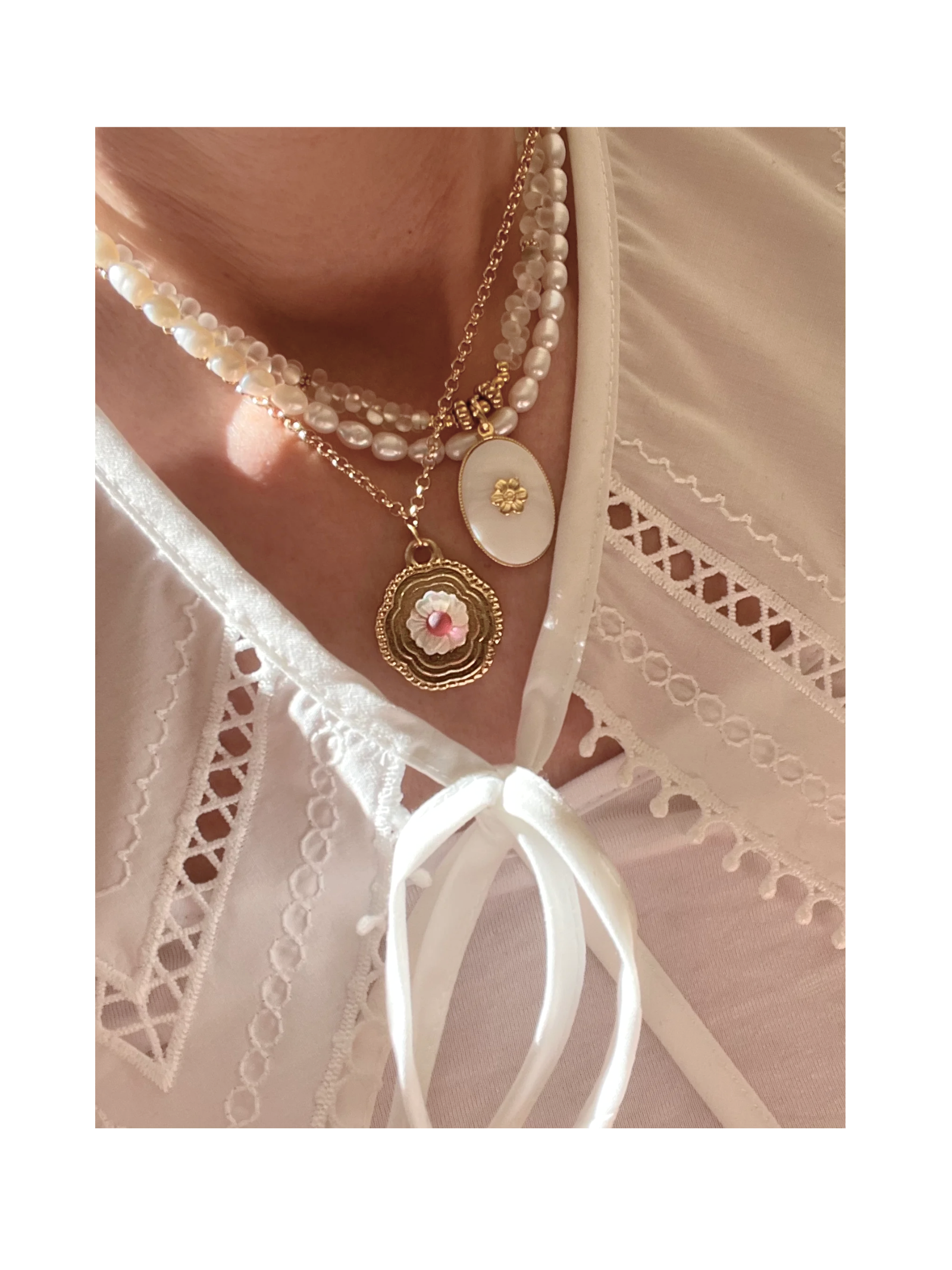 Collier pendentif fleur