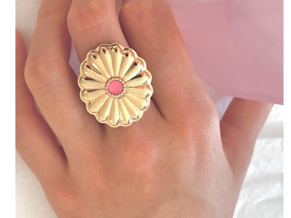 Bague plaqué or femme & sa perle framboise lumineuse